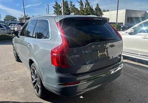 2023 Volvo XC90 Plus
