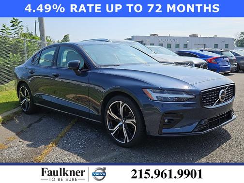 2024 Volvo S60 B5 Plus Dark