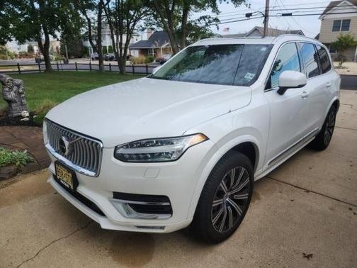 2024 Volvo XC90 B5 Core Bright
