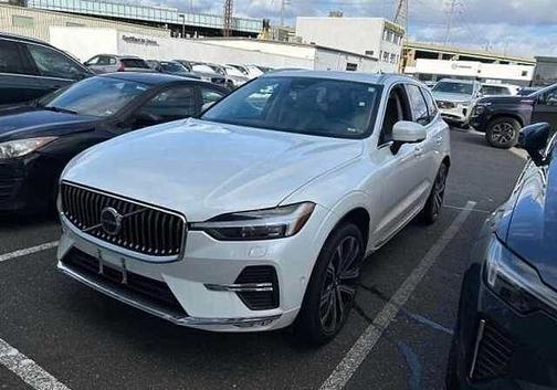 2023 Volvo XC60 B6 AWD Ultimate Bright