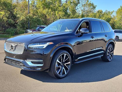 2023 Volvo XC90 B6 AWD Plus 7-Seater