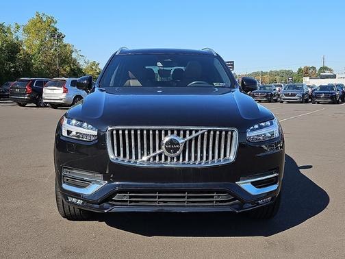 2023 Volvo XC90 B6 AWD Plus 7-Seater