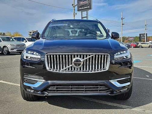 2023 Volvo XC90 Plus