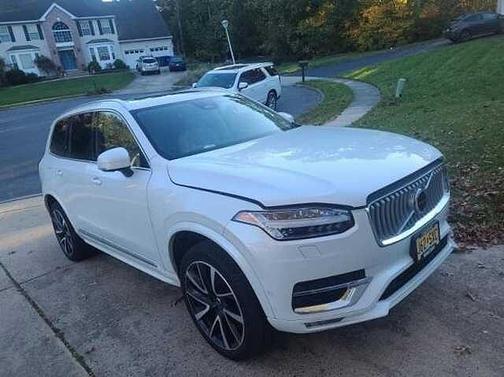 2024 Volvo XC90 Plus