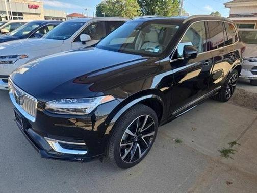 2024 Volvo XC90 B6 Plus Bright Theme 7-Seater