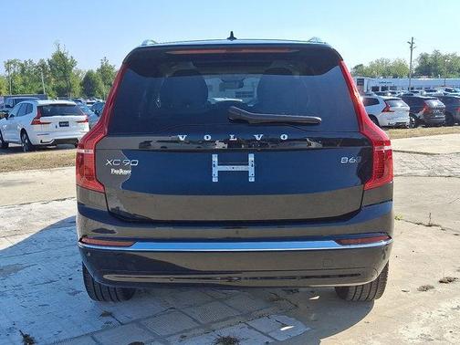 2024 Volvo XC90 B6 Plus Bright Theme 7-Seater