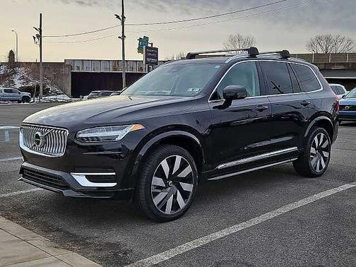 2023 Volvo XC90 Ultimate 6-Seater