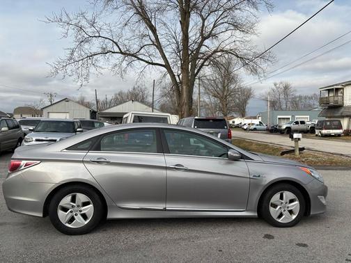2012 Hyundai SONATA Hybrid Base