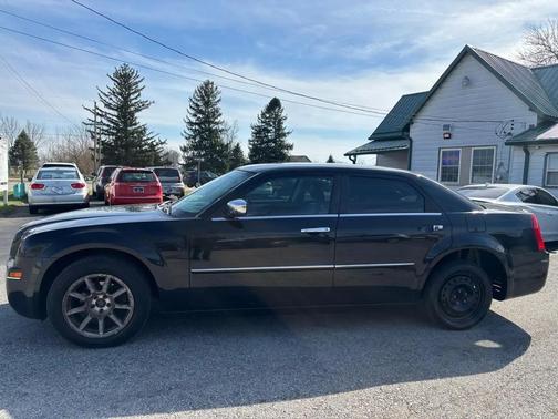 2010 Chrysler 300 Touring/Signature/Executive Series