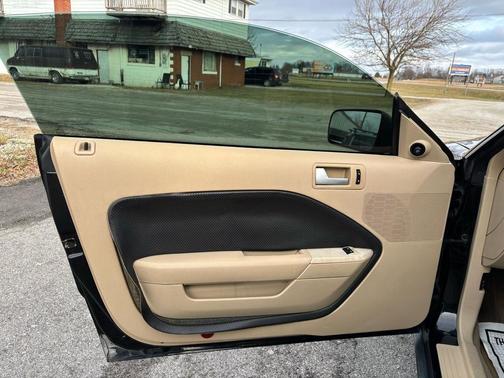 2008 Ford Mustang Premium