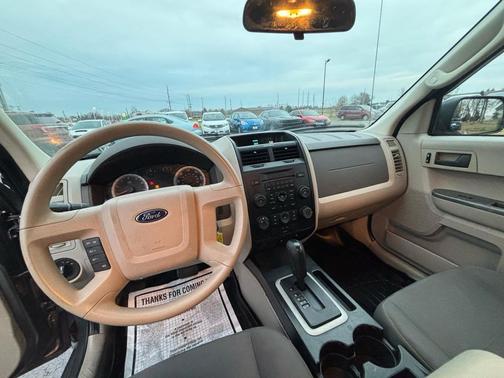2009 Ford Escape XLS