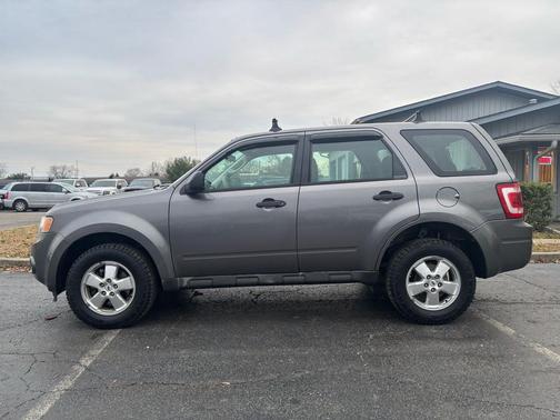 2009 Ford Escape XLS