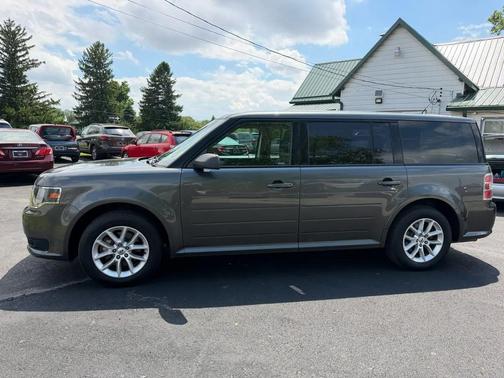 Magnetic Metallic 2016 Ford Flex SE