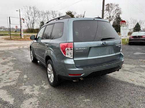 2011 Subaru Forester 2.5 X Premium