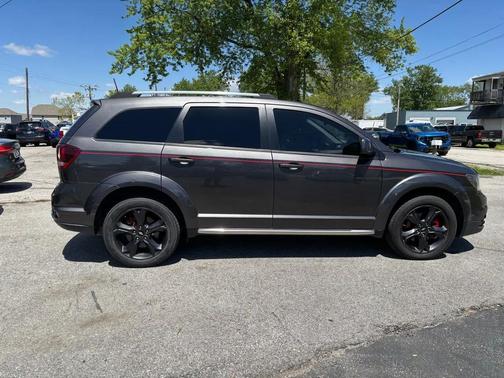 Granite Pearlcoat 2018 Dodge Journey Crossroad