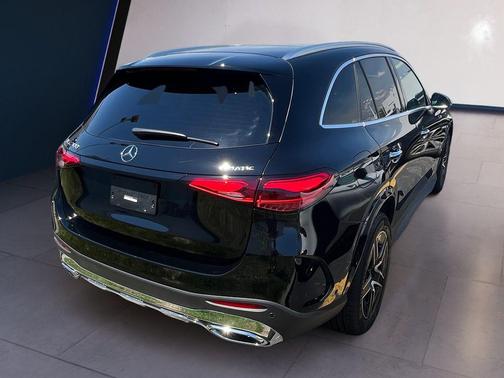 Black 2026 Mercedes-Benz GLC 300 Base 4MATIC
