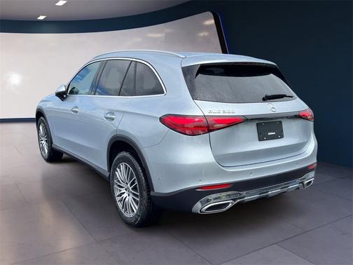 2025 Mercedes-Benz GLC 300 4MATIC
