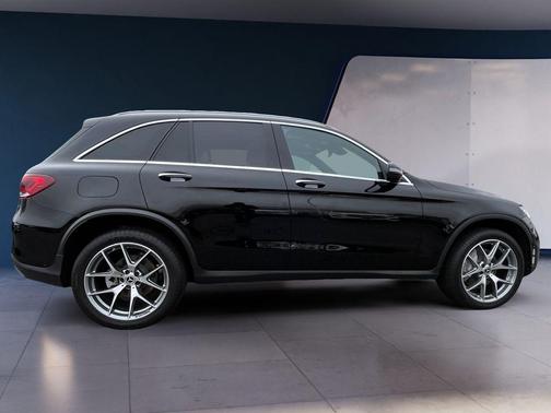 2022 Mercedes-Benz GLC 300 Base 4MATIC