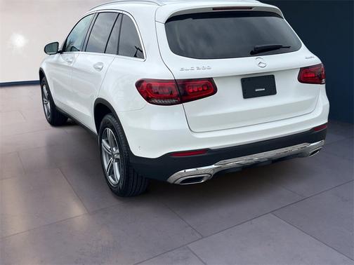2022 Mercedes-Benz GLC 300