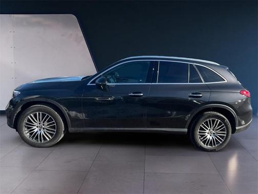 2025 Mercedes-Benz GLC 300 Base 4MATIC