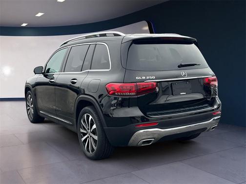 2022 Mercedes-Benz GLB 250 Base 4MATIC