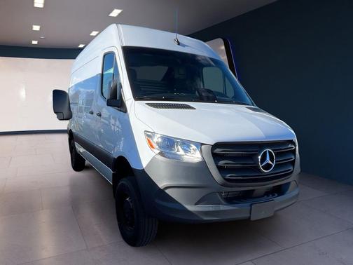 2026 Mercedes-Benz Sprinter 2500 Standard Roof