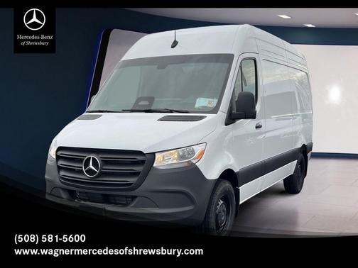 Arctic White 2026 Mercedes-Benz Sprinter 2500 Standard Roof