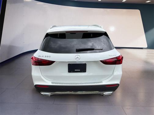 2025 Mercedes-Benz GLA 250 Base 4MATIC