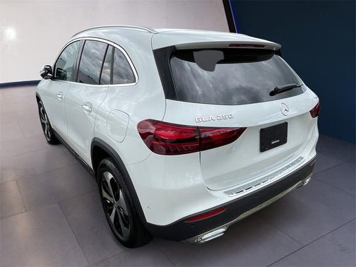 2025 Mercedes-Benz GLA 250 4MATIC