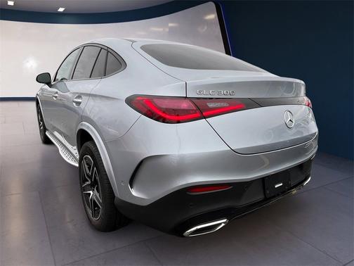 2025 Mercedes-Benz GLC 300 4MATIC