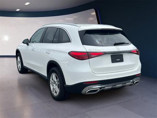 2025 Mercedes-Benz GLC 300 4MATIC