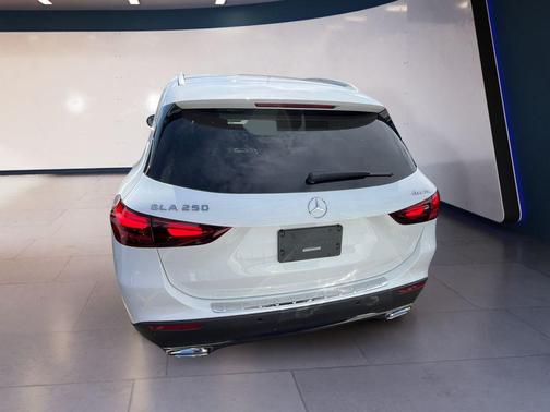 2025 Mercedes-Benz GLA 250 Base 4MATIC