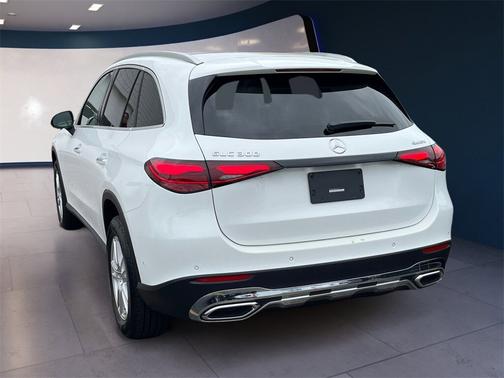 2025 Mercedes-Benz GLC 300 4MATIC
