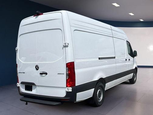 2025 Mercedes-Benz Sprinter 2500 High Roof