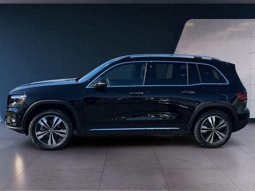 2025 Mercedes-Benz GLB 250 Base 4MATIC