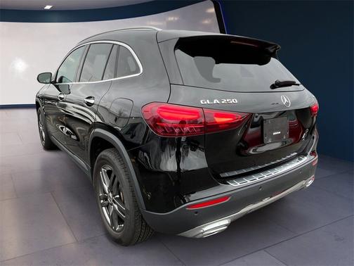 2025 Mercedes-Benz GLA 250 4MATIC