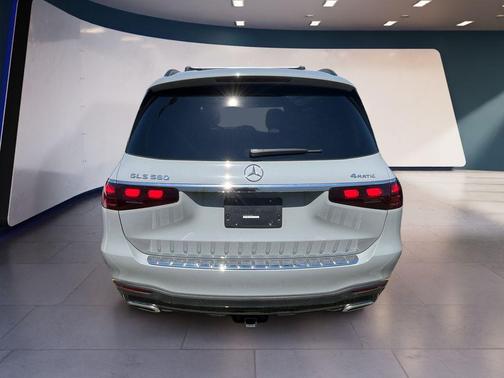 Alpine Gray 2026 Mercedes-Benz GLS 580 Base 4MATIC