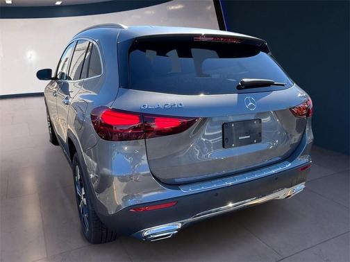 2026 Mercedes-Benz GLA 250 Base 4MATIC