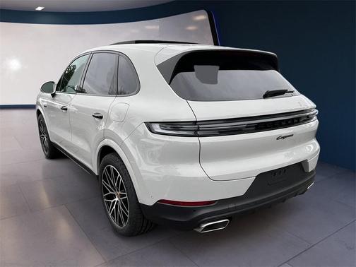 2024 Porsche Cayenne AWD