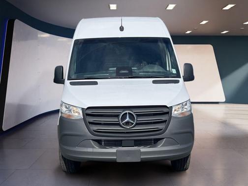 2026 Mercedes-Benz Sprinter 2500 Standard Roof