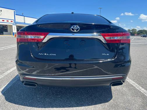 2018 Toyota Avalon XLE Premium