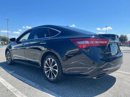 2018 Toyota Avalon XLE Premium