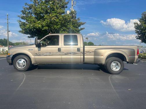TAN 2002 Ford F-350 Long Bed