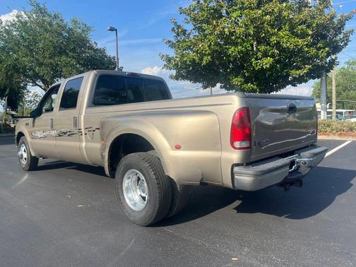 TAN 2002 Ford F-350 Long Bed