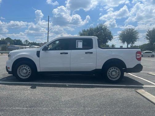 2022 Ford Maverick XL