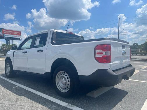 2022 Ford Maverick XL