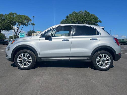 Nero Cinema (Black Clear Coat) 2016 FIAT 500X Lounge