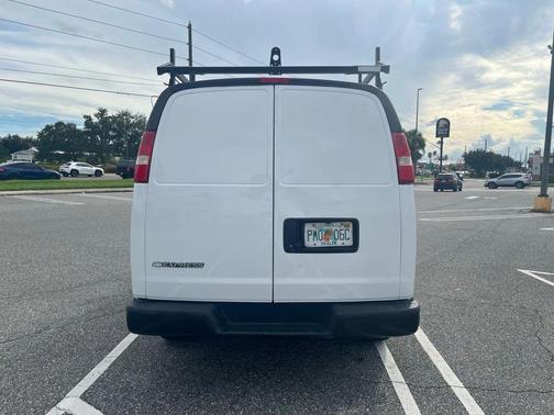 2018 Chevrolet Express 2500 Work Van