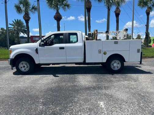 Oxford White 2017 Ford F-250 XL