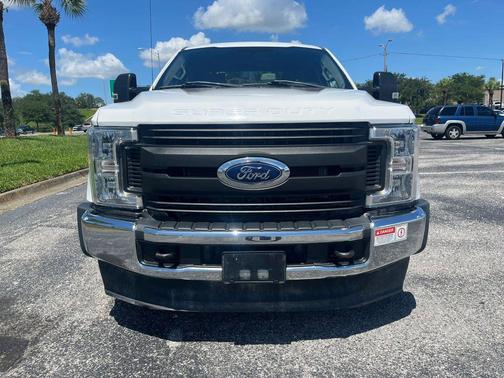 Oxford White 2017 Ford F-250 XL